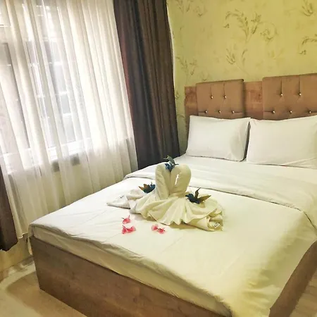 Big Molls * Isztambul